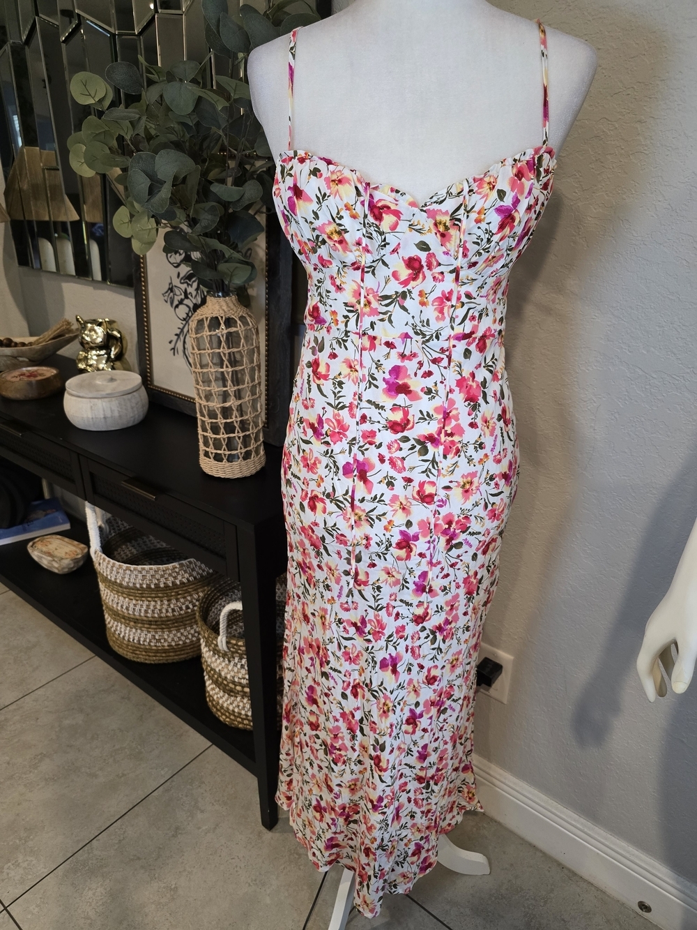 Billy J Women's White Floral Acaia Midi Dress Sheat 10